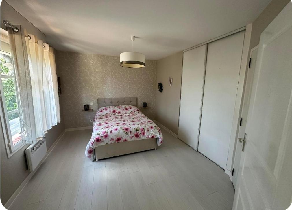 Charmante Maison Comme Chez Soi Saint-Amand-sur-Fion Luaran gambar