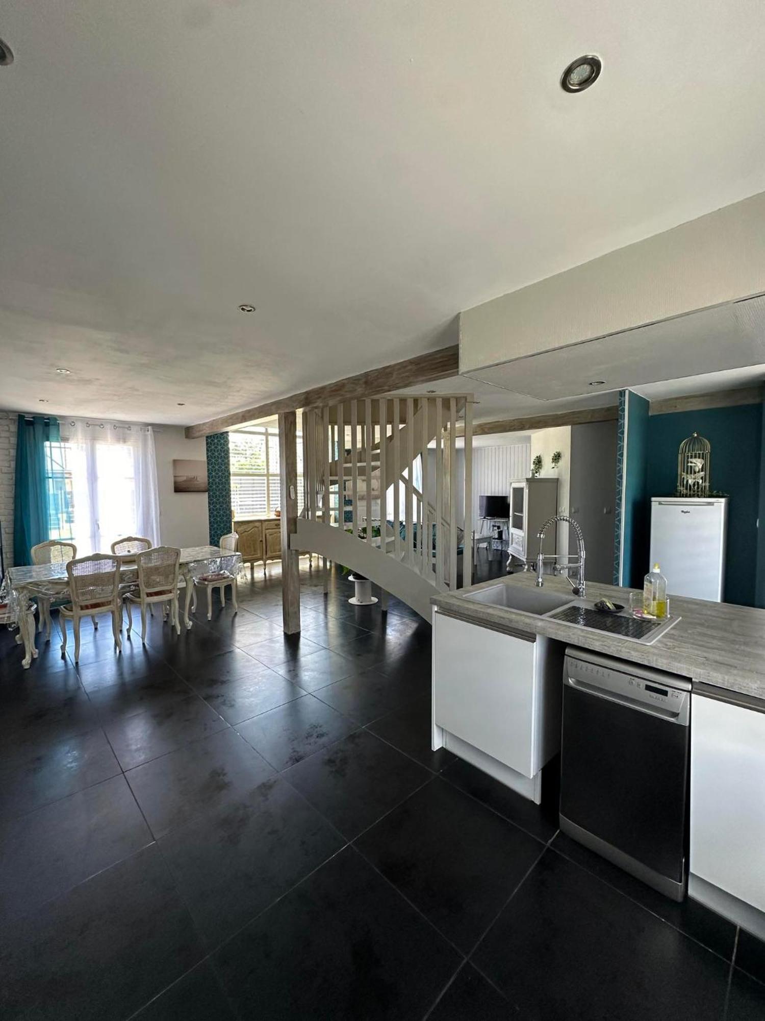 Charmante Maison Comme Chez Soi Saint-Amand-sur-Fion Luaran gambar
